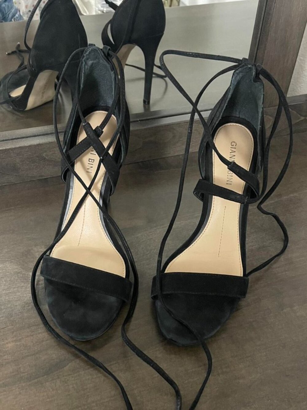 Pre-owned Gianni Bini Black Heels|Used Strappy Lace Up Open Toe Stiletto Sandals